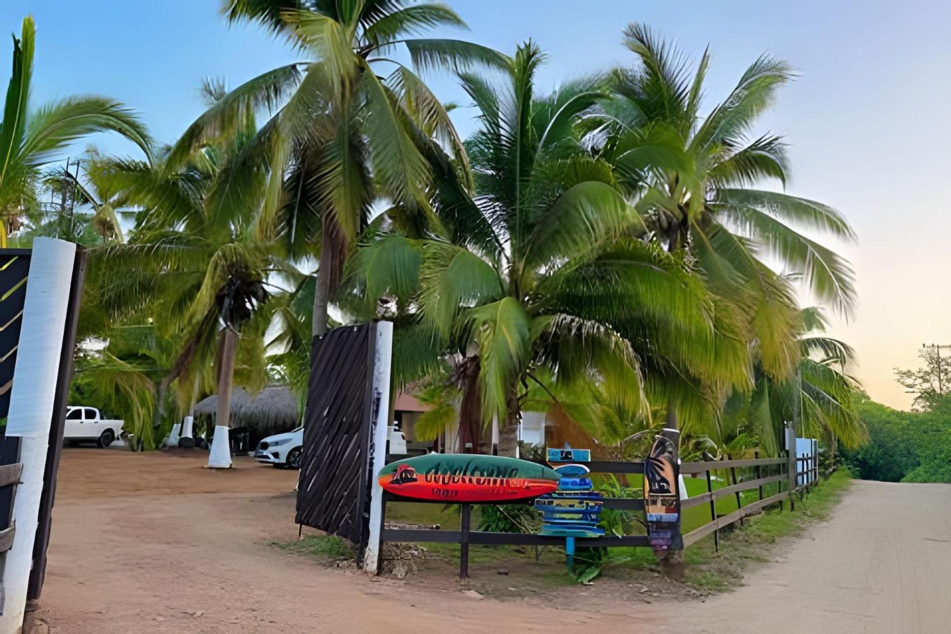 Casa Las Palmas Playa La Saladita Zihuatanejo Exterior foto
